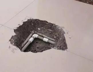 青山湖卫生间漏水维修公司为您分享如何判断家里漏水