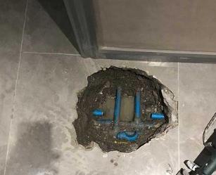 青山湖阳台漏水维修公司分享下暖气管道漏水的原因有哪些